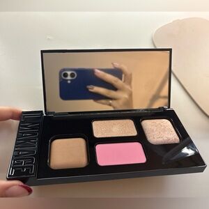 IL MAKIAGE Eyeshadow Palette - Pink, Gold, and Brown Hues